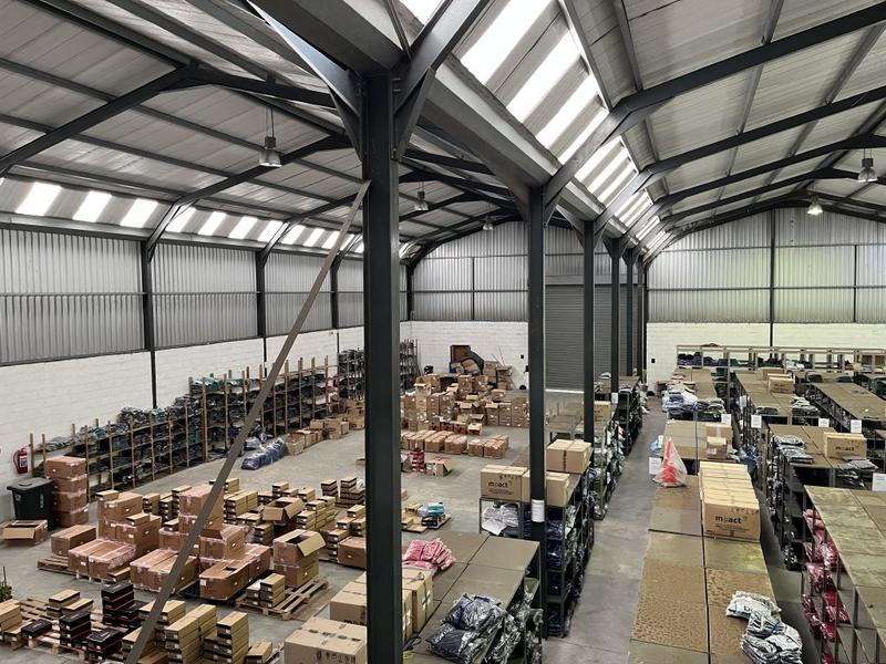To Let commercial Property for Rent in Maitland Western Cape